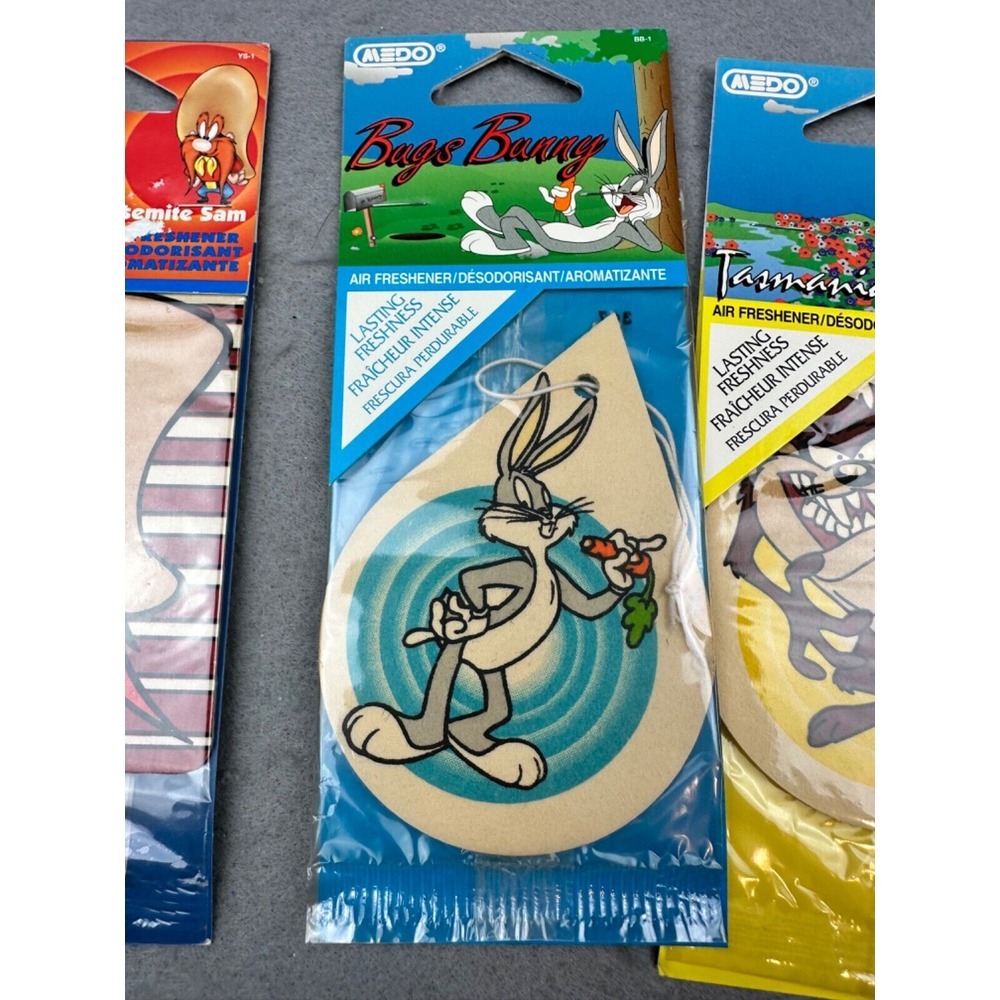 Lot of 4 Vintage 1996 Looney Tunes Air Freshners by‎ MEDO Bugs Taz Yosemite Sam - Picture 3 of 8